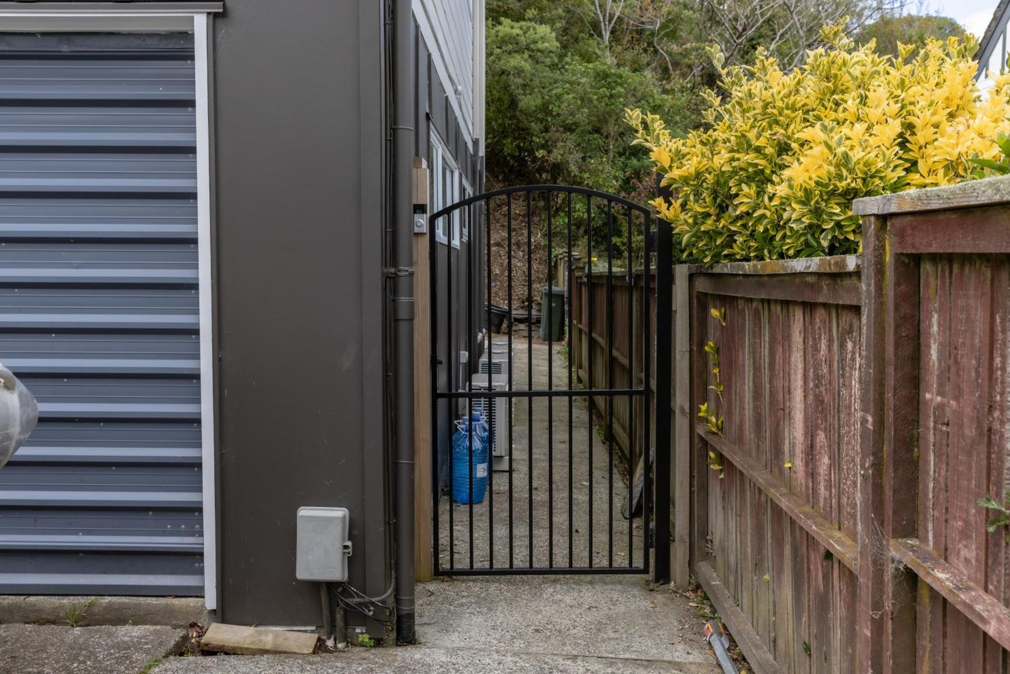 Back Garden Flat With Free On Street Parking And Fiber Wifi - 15 Mins To Ferry, Stadium, Cbd Wellington Esterno foto